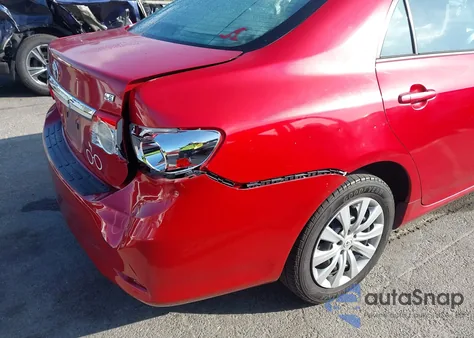 2013 Toyota Corolla Le z USA, uszkodzony, nr VIN 5YFBU4EE7DP200197